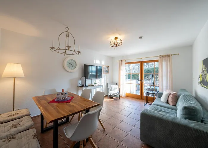 Am Trift 아파트 *